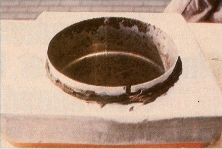 An insulated chimney after four years' use, without cleaning.
